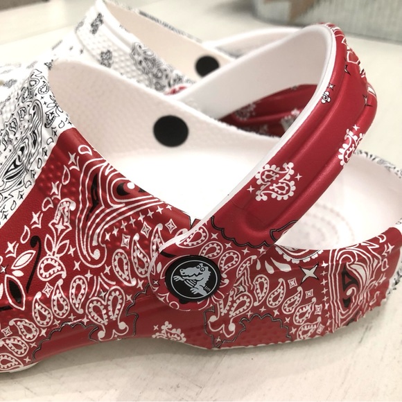 CROCS Classic Bandana White Multicolor Clogs Unisex Sz W7-M5 NWT - Picture 11 of 16